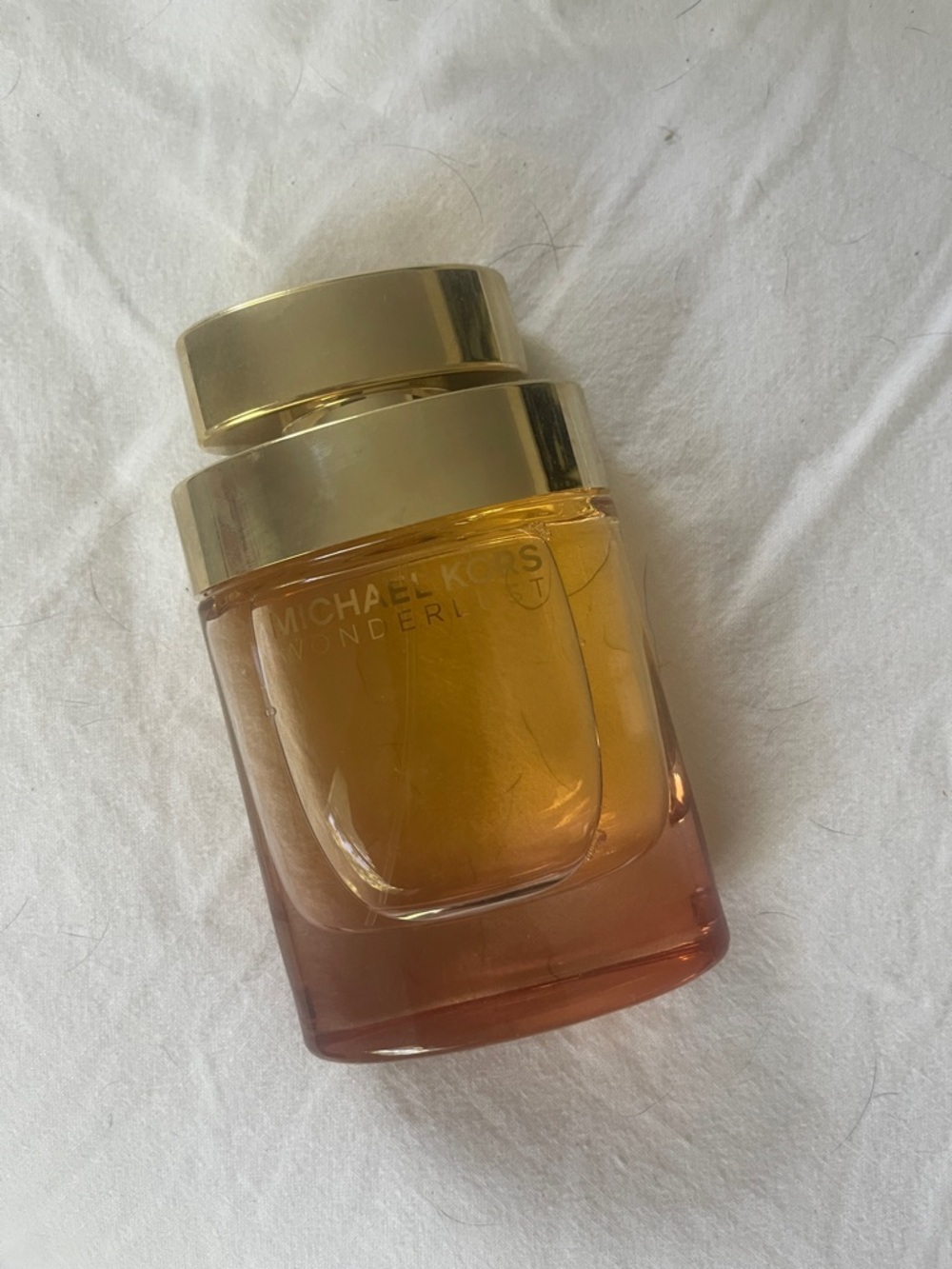 Michael Kors Wonderlust Bottle - Pink and Gold - Picture 2 of 5